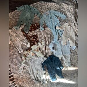 Assorted newborn Baby pajamas